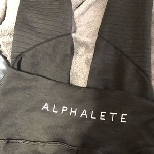 Alphalete Revival Leggings